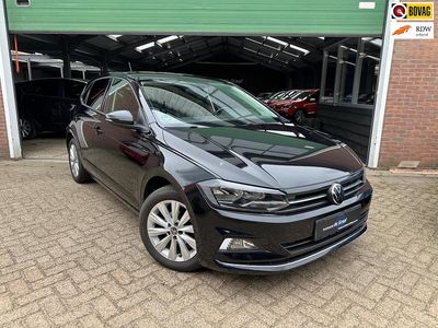 Zwart Occasion 2021 VW Polo Hatchback | € 16.495 (Eerlijke prijs)