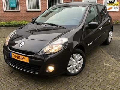 tweedehands Renault Clio 1.5 dCi Parisienne AIRCO/CRUISE/ZEER LAGE KM!