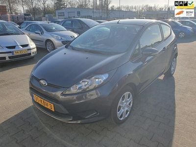 Occasion Ford Fiesta Limited 60 PK (44 kW) 2009 Grijs (metallic) Hatchback