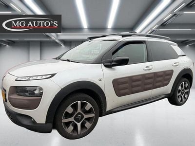 Wit Occasion 2015 Citroën C4 PureTech SUV | € 6.495 (Goede deal)