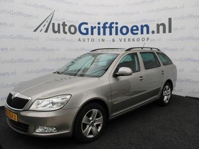 tweedehands Skoda Octavia Combi 1.2 TSI Ambition Business Line nette stationcar met trekhaak