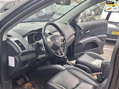 Zwart (metallic) Gebruikt 2008 Mitsubishi Outlander Instyle SUV | € 4.850 (Goede deal)