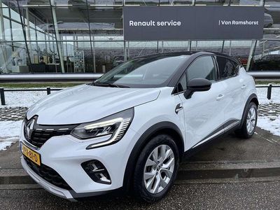 Wit metallic Occasion 2022 Renault Captur Intens SUV | € 18.750 (Goede deal)