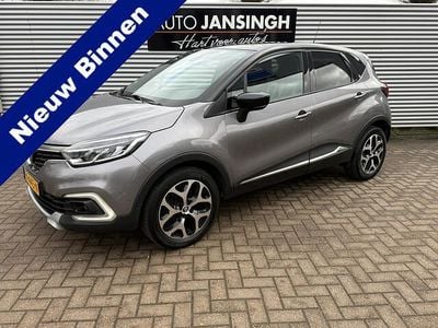 Grijs Gebruikt 2017 Renault Captur Intens SUV | € 11.445 (Eerlijke prijs)