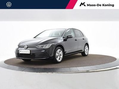 tweedehands VW Golf VIII 1.0 Tsi 110pk Life | ACC | App-Connect | P-Sensoren | Navi | Getint Glas | DAB | 16'' Inch | Garantie t/m 02-05-2026 of 100.000km