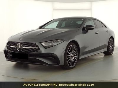 tweedehands Mercedes CLS300 265 PK 4MATIC AMG Line Distronic 20 Inch Airmatic Standkachel Trekhaak