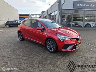 Rood Occasion 2020 Renault Clio V Zen Hatchback | € 10.950 (Eerlijke prijs)