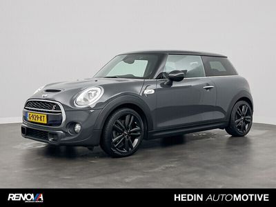 tweedehands Mini Cooper S 3-Deurs 2.0| Extra getint glas achter | verwarmde voorstoelen | Hemelbekleding Anthrazit | Park Distance Control achter (PDC) | 2-zone aut.airconditioning | Navigatiesysteem Professional | H