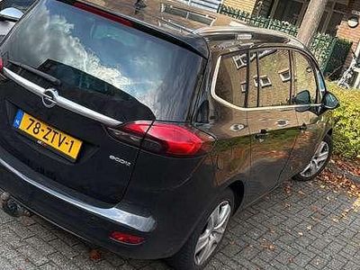 Zwart Gebruikt 2013 Opel Zafira Tourer Business MPV | € 5.500 (Iets duurder)