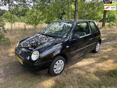 Zwart Occasion 1999 VW Lupo Trendline Hatchback | € 1.450 (Iets duurder)