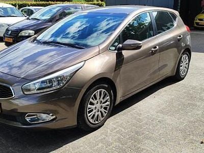 Occasion Kia Ceed 135 PK (99 kW) 2015 Bruin Hatchback