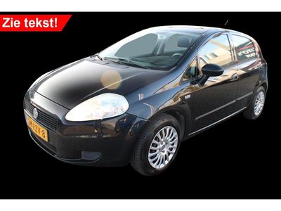 Zwart Occasion 2011 Fiat Punto Hatchback | € 1.250 (Eerlijke prijs)
