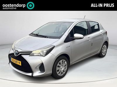 Grijs Gebruikt 2016 Toyota Yaris Hybrid Hatchback | € 13.450 (Eerlijke prijs)