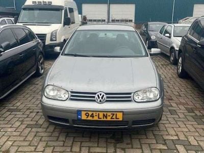 VW Golf IV