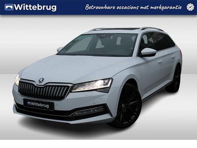 Occasion Skoda Superb LAURIN & KLEMENT 218 PK (160 kW) 2022 Wit Stationwagen