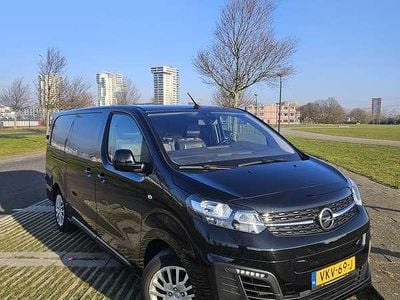 Zwart Occasion 2021 Opel Vivaro-e Combi Van | € 14.995 (Super prijs)