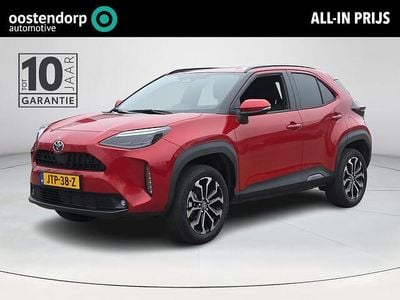 Rood (metallic) Nieuw 2025 Toyota Yaris Cross SUV | € 34.950 (Eerlijke prijs)