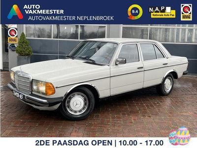 tweedehands Mercedes 230 (W123) LPG 1977 Automaat Apk 12-2024 belastingvrij