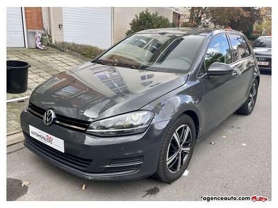 Grijs Occasion 2016 VW Golf Trendline Sedan | € 16.470 (Iets duurder)