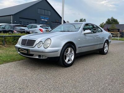 Grijs Gebruikt 1998 Mercedes 320 Coupé | € 1.799 (Iets duurder)