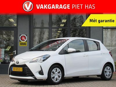 Wit Occasion 2018 Toyota Yaris Hatchback | € 11.900 (Eerlijke prijs)