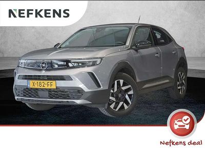 Grijs Gebruikt 2023 Opel Mokka S SUV | € 22.825 (Eerlijke prijs)