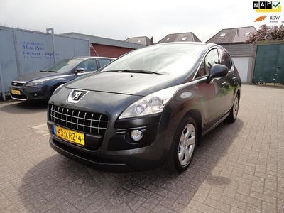 Grijs (metallic) Gebruikt 2012 Peugeot 3008 Active MPV | € 5.250 (Eerlijke prijs)