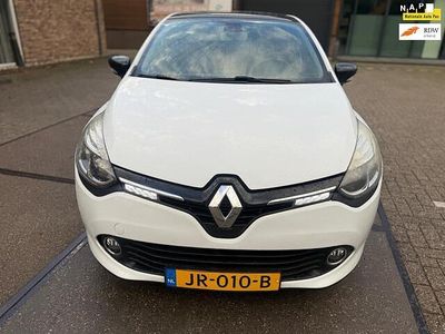 Wit Occasion 2016 Renault Clio IV Dynamique Hatchback | € 7.950 (Eerlijke prijs)