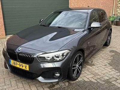 Grijs Gebruikt 2019 BMW 118 Hatchback | € 16.900 (Eerlijke prijs)