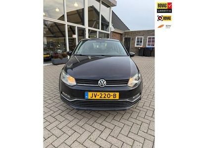 Zwart Gebruikt 2015 VW Polo Comfortline Hatchback | € 9.499 (Goede deal)