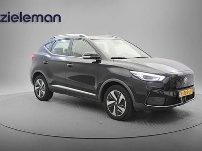Zwart Occasion 2022 MG ZS Comfort Sedan | € 15.845 (Goede deal)