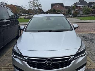 Zilver Occasion 2018 Opel Astra Edition Hatchback | € 9.500 (Eerlijke prijs)