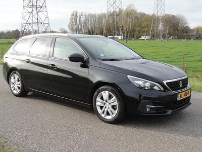 Zwart Occasion 2018 Peugeot 308 SW Stationwagen | € 5.995 (Goede deal)