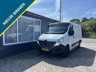 Wit Gebruikt 2017 Renault Master Van | € 14.999
