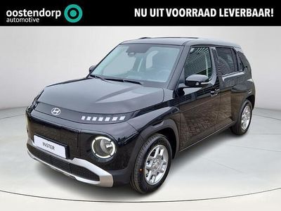 Abyss black zwart Nieuw 2025 Hyundai Inster Hatchback | € 24.950 (Eerlijke prijs)
