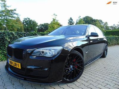 Zwart (metallic) Occasion 2009 BMW 750 Executive Sedan | € 16.950