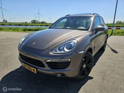 Bruin Gebruikt 2010 Porsche Cayenne Black Edition SUV | € 15.950