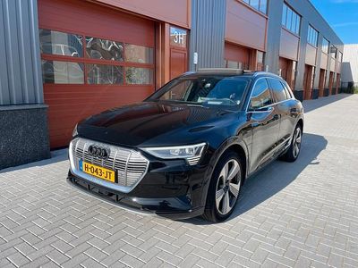 Occasion 2019 Audi e-tron SUV | € 25.000 (Eerlijke prijs)