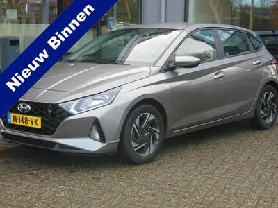 Grijs Gebruikt 2022 Hyundai i20 Comfort Hatchback | € 16.350 (Eerlijke prijs)