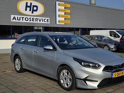 Occasion Kia Ceed 2023 Grijs Hatchback