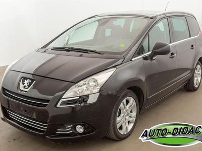 Zwart Occasion 2011 Peugeot 5008 MPV | € 1.650