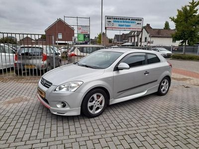 Grijs Gebruikt 2008 Kia ProCeed Hatchback | € 5.395 (Eerlijke prijs)