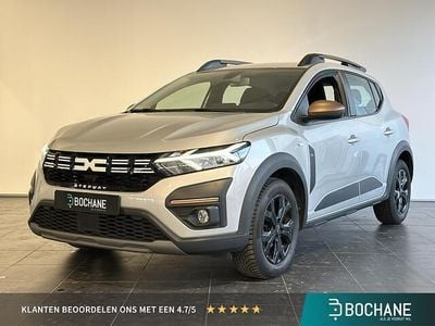 Grijs Occasion 2024 Dacia Sandero Extreme Hatchback | € 22.450 (Duur)