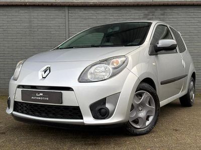 Grijs (metallic) Occasion 2011 Renault Twingo Collection Hatchback | € 3.250 (Eerlijke prijs)