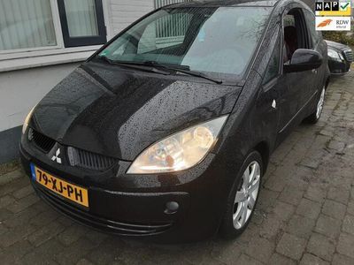 Zwart Gebruikt 2007 Mitsubishi Colt Inform Hatchback | € 2.850 (Iets duurder)