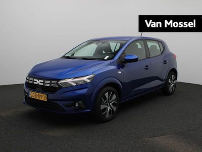 Blauw Gebruikt 2024 Dacia Sandero Expression Hatchback | € 17.925 (Eerlijke prijs)