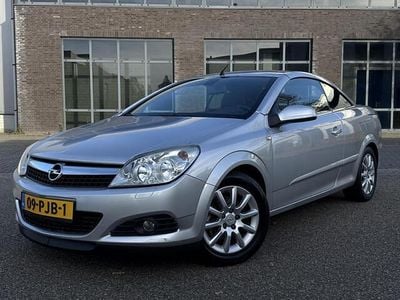 Grijs Gebruikt 2008 Opel Astra Cabriolet Sport Cabriolet | € 4.750 (Duur)