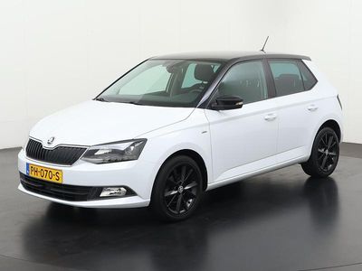 Occasion Skoda Fabia Drive 90 PK (66 kW) 2017 Moon white met zwart dak Hatchback