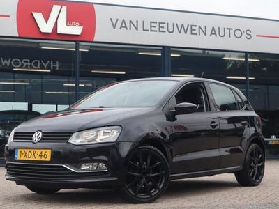 Zwart, metallic lak Gebruikt 2014 VW Polo Comfortline Hatchback | € 4.948 (Iets duurder)