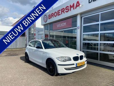 tweedehands BMW 116 1-SERIE i SPORT. 2 EIGENAAR * DEALERONDERHOUDEN * NIEUWE APK *